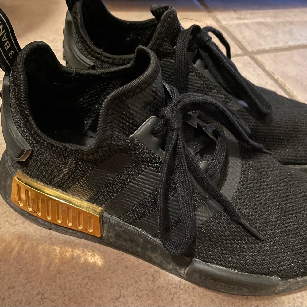 Adidas NMD R1 Woman Size 7